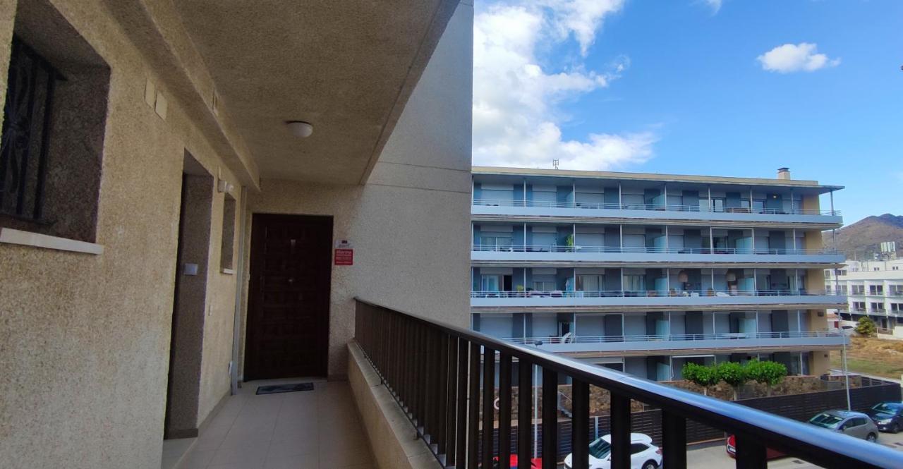 Castell Mar Apartment Roses Exterior photo